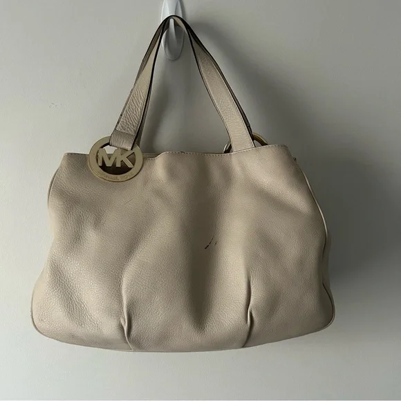 Michael Kors East West Fulton pebbled leather tote - Picture 3 of 13